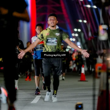 Runner Photo 6216631
