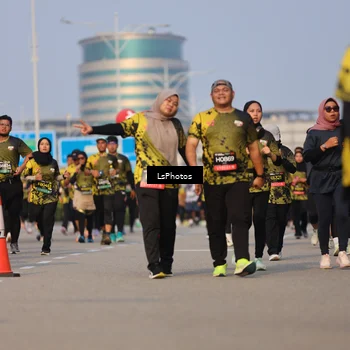 Runner Photo 6216657