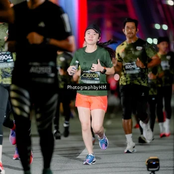 Runner Photo 6216675