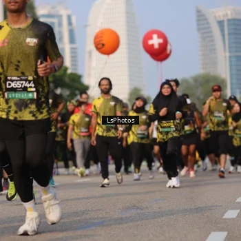 Runner Photo 6216725