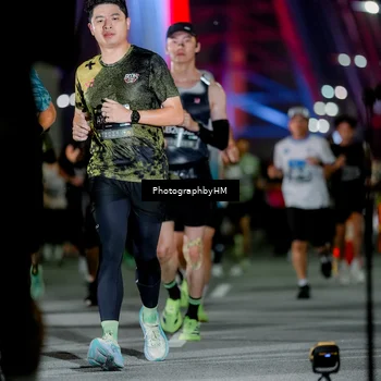 Runner Photo 6216763