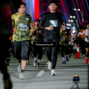 Runner Photo 6216841