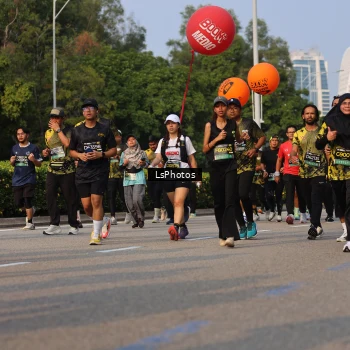 Runner Photo 6216865