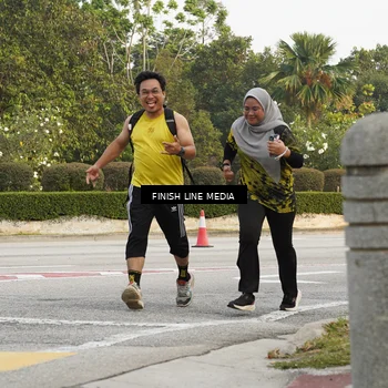 Runner Photo 6216878