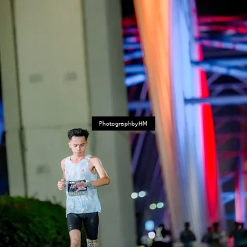 Runner Photo 6216881