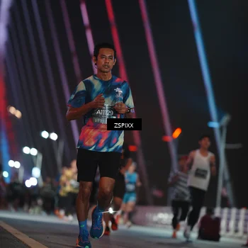 Runner Photo 6216907