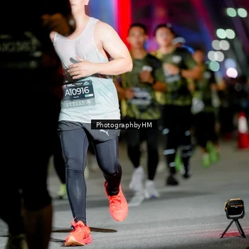 Runner Photo 6216940