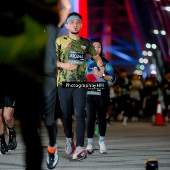 Runner Photo 6216941