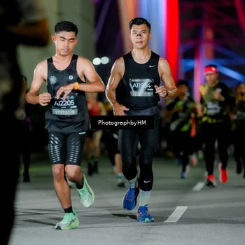 Runner Photo 6217053