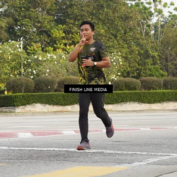 Runner Photo 6217125