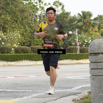 Runner Photo 6217441