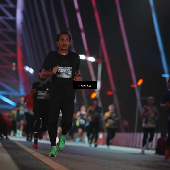 Runner Photo 6217652