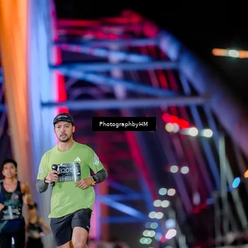 Runner Photo 6217758