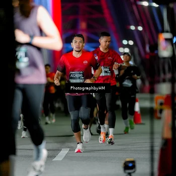 Runner Photo 6217987