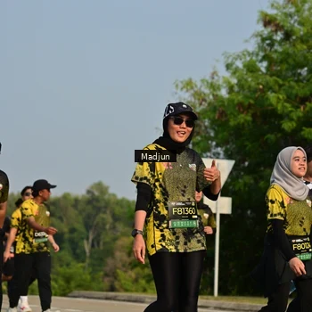 Runner Photo 6218021