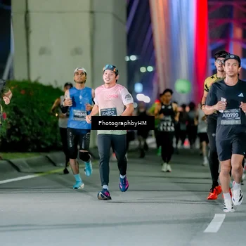 Runner Photo 6218055