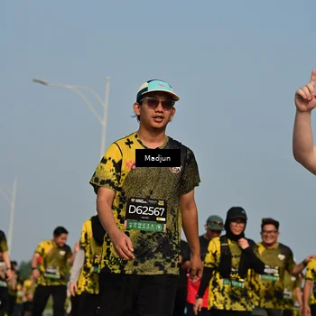 Runner Photo 6218073