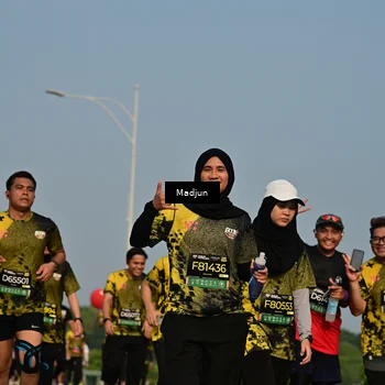 Runner Photo 6218118