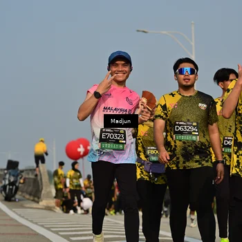 Runner Photo 6218151
