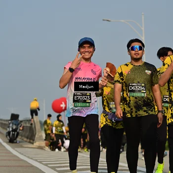 Runner Photo 6218154