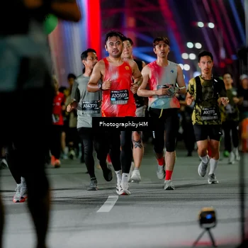 Runner Photo 6218289