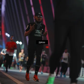 Runner Photo 6218369