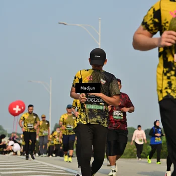 Runner Photo 6218375