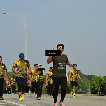 Runner Photo 6218452