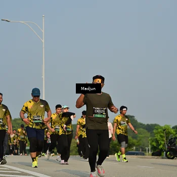 Runner Photo 6218456