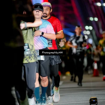 Runner Photo 6218471