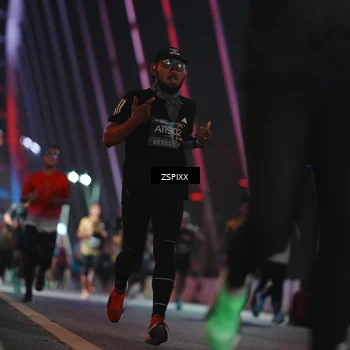 Runner Photo 6218479