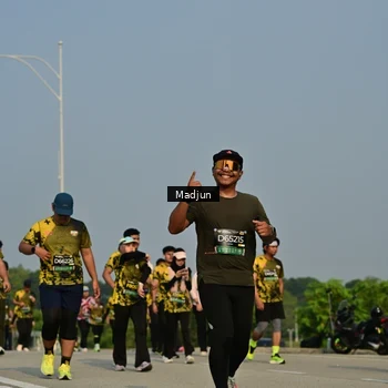 Runner Photo 6218489