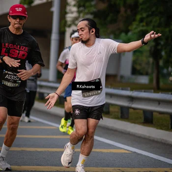 Runner Photo 6218495