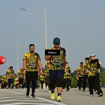 Runner Photo 6218559
