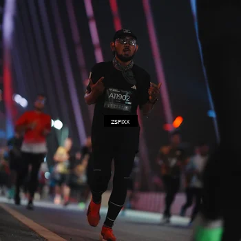 Runner Photo 6218574