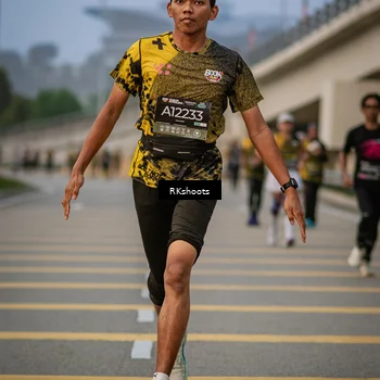 Runner Photo 6218576