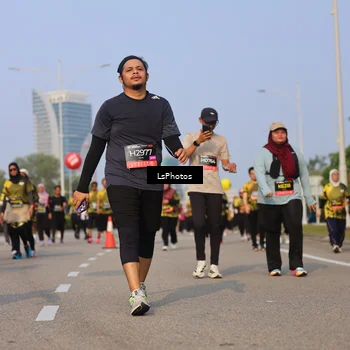 Runner Photo 6218640