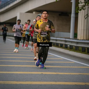 Runner Photo 6218649