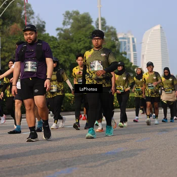Runner Photo 6218695