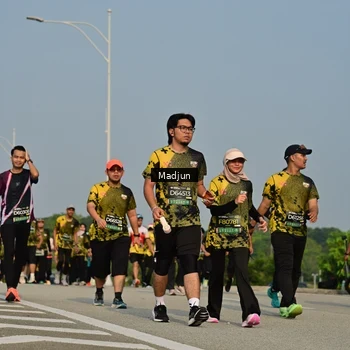 Runner Photo 6218735