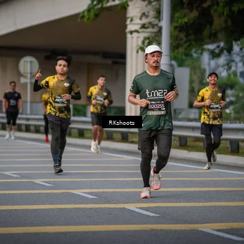Runner Photo 6218772