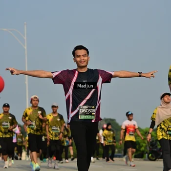 Runner Photo 6218875