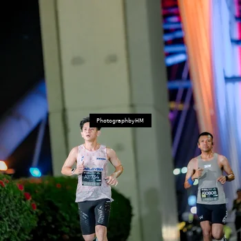 Runner Photo 6218887
