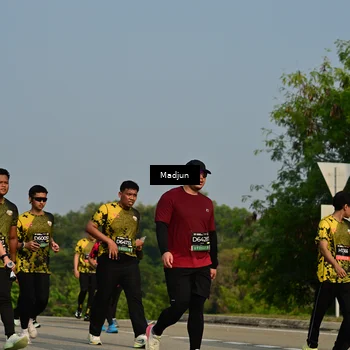 Runner Photo 6219260