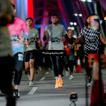 Runner Photo 6219290