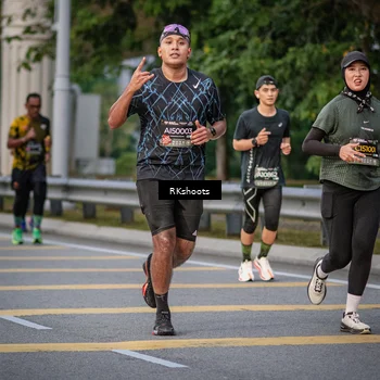 Runner Photo 6219346