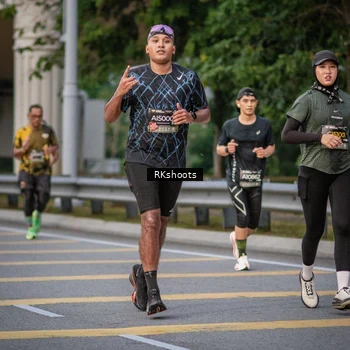Runner Photo 6219445