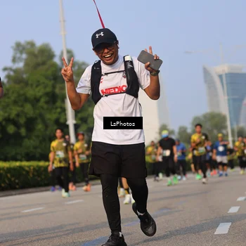 Runner Photo 6219635