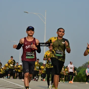 Runner Photo 6219810