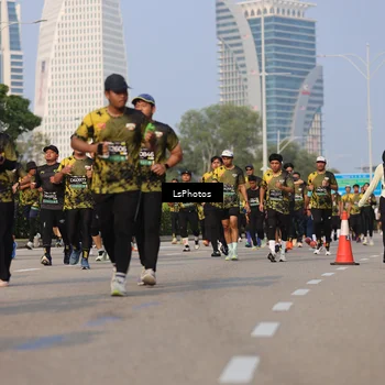 Runner Photo 6219845